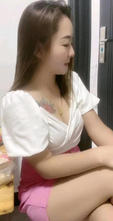 西安大胸肉感风骚少妇