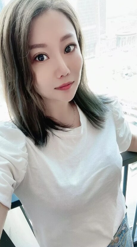 广州耐看型思思美女少妇