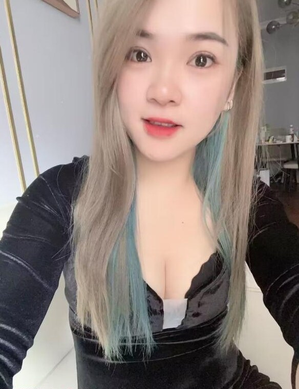 大胸双飞