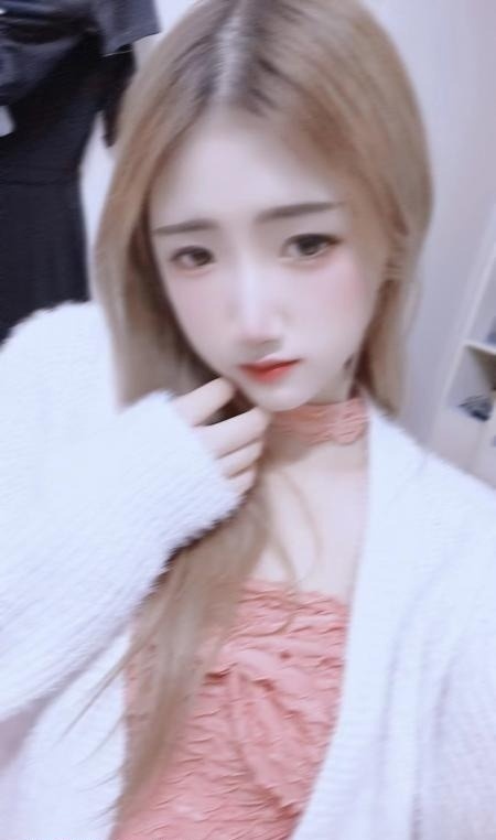 天河嫩肉多水妹