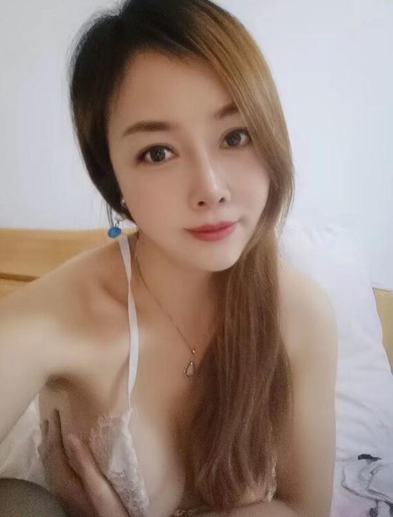 后入极好的少妇