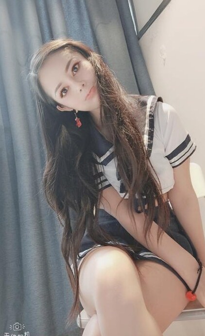 娇小的江宁小妹