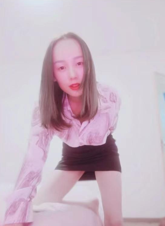 温柔娇小少妇