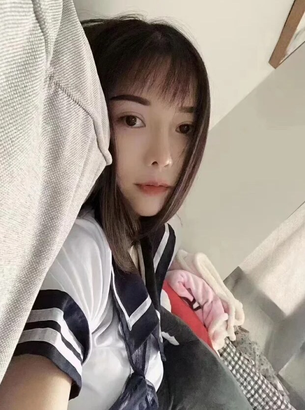 标准小妹妹，身材丰满，性格风骚