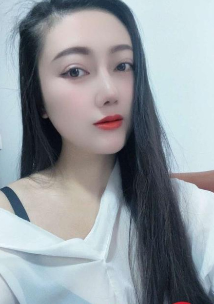 大奶coco小姐