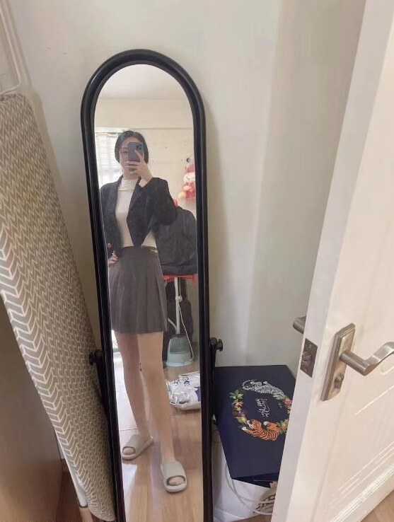 体验大长腿猫妹