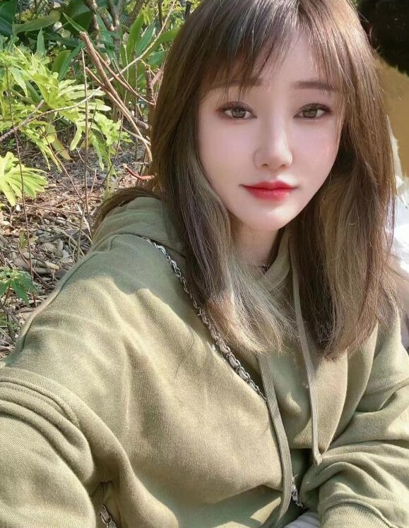 气质人妻美少妇