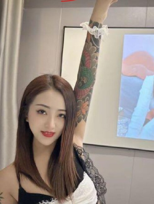 松原花臂兼职女