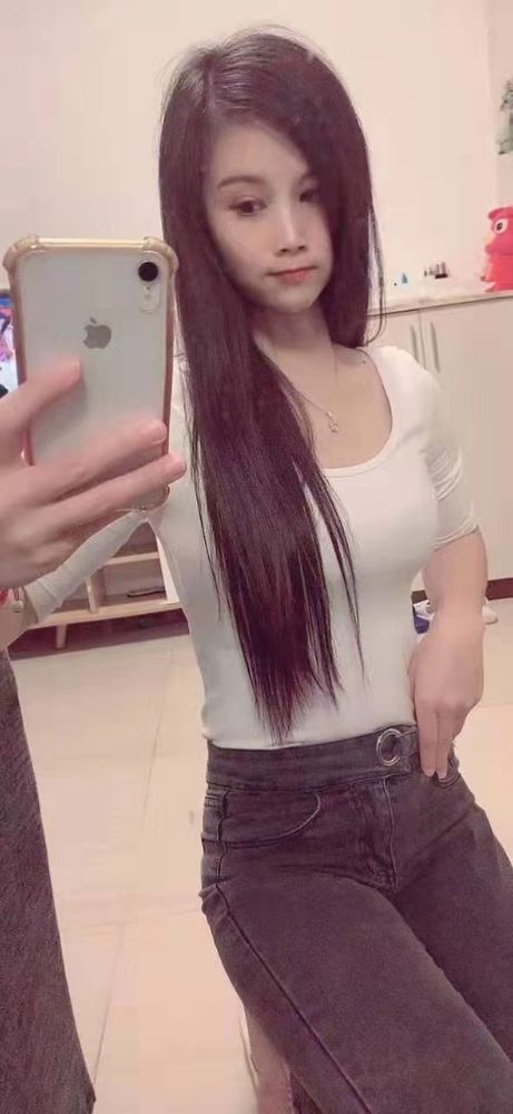 坂田服务型女孩