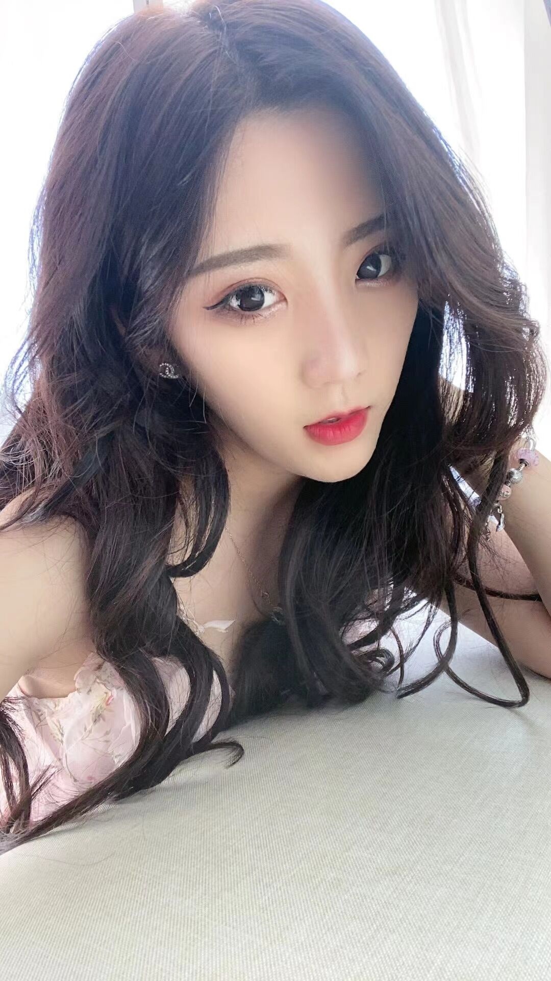  纯欲气质高雅美女不错的体验