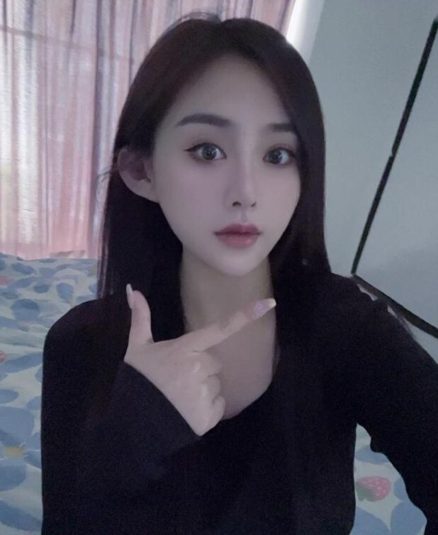 鹤洞风骚长腿御姐馨儿