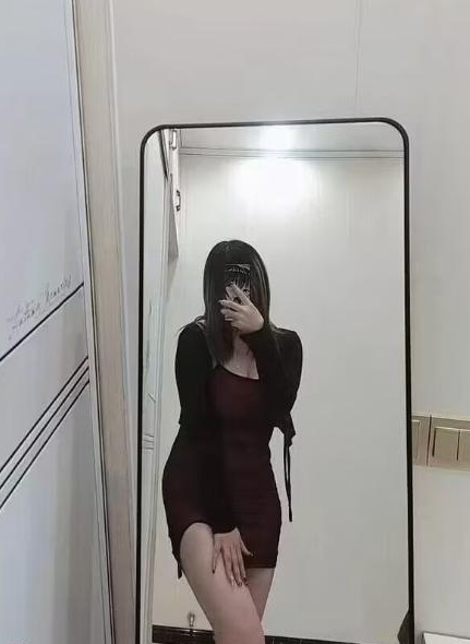 吴中大胸妹