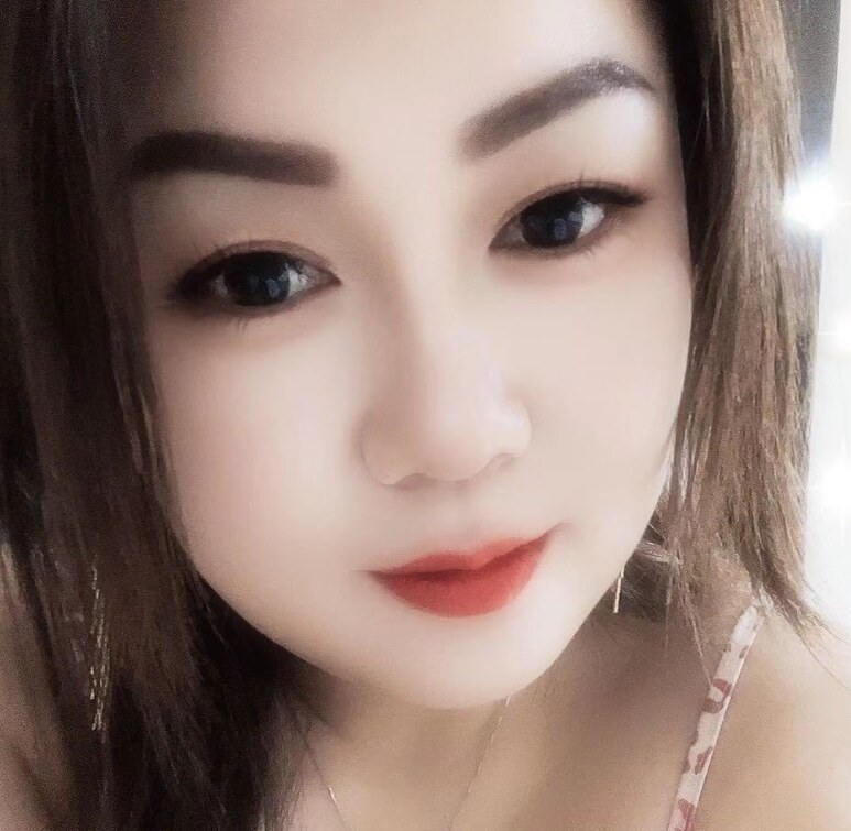 李沧微胖小少妇