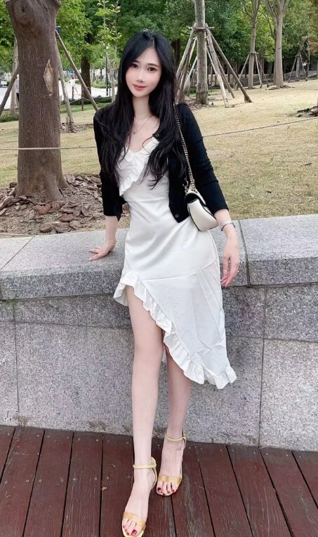 闵行淑月大长腿