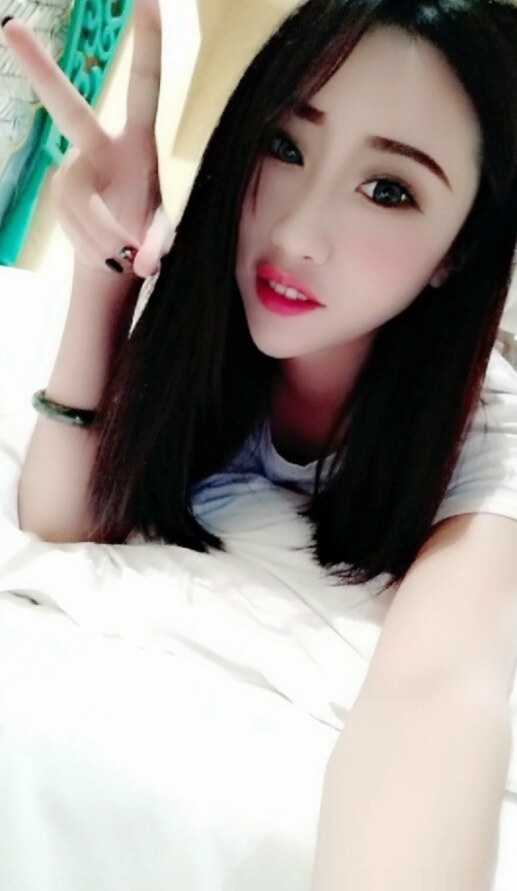 越秀黑丝高跟御姐