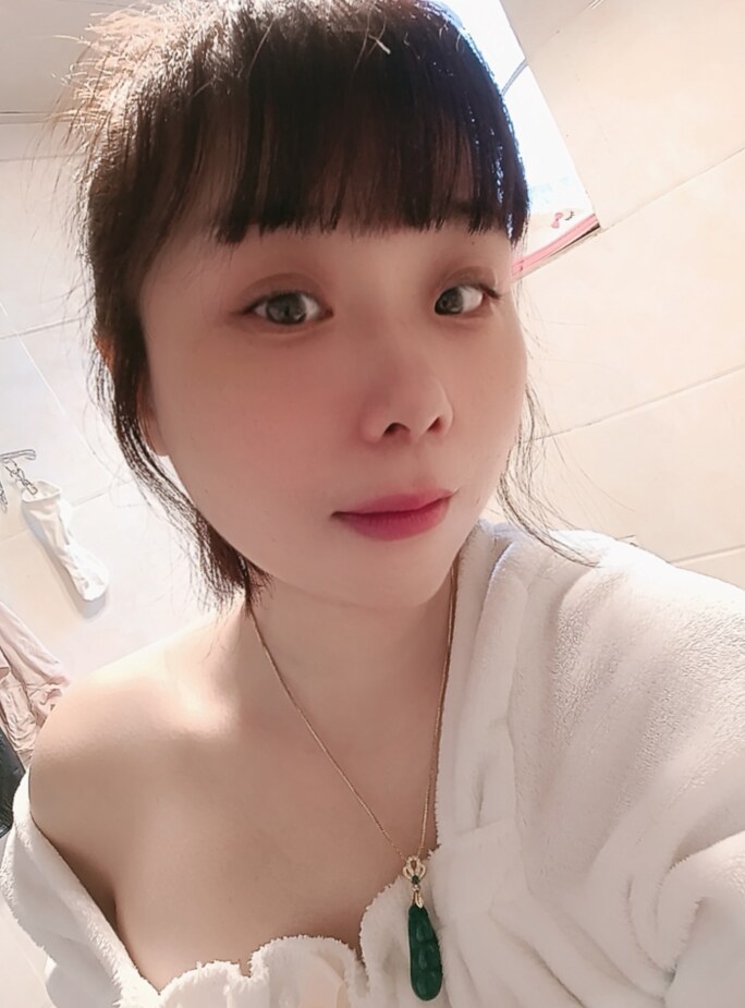 双流机场附近少妇
