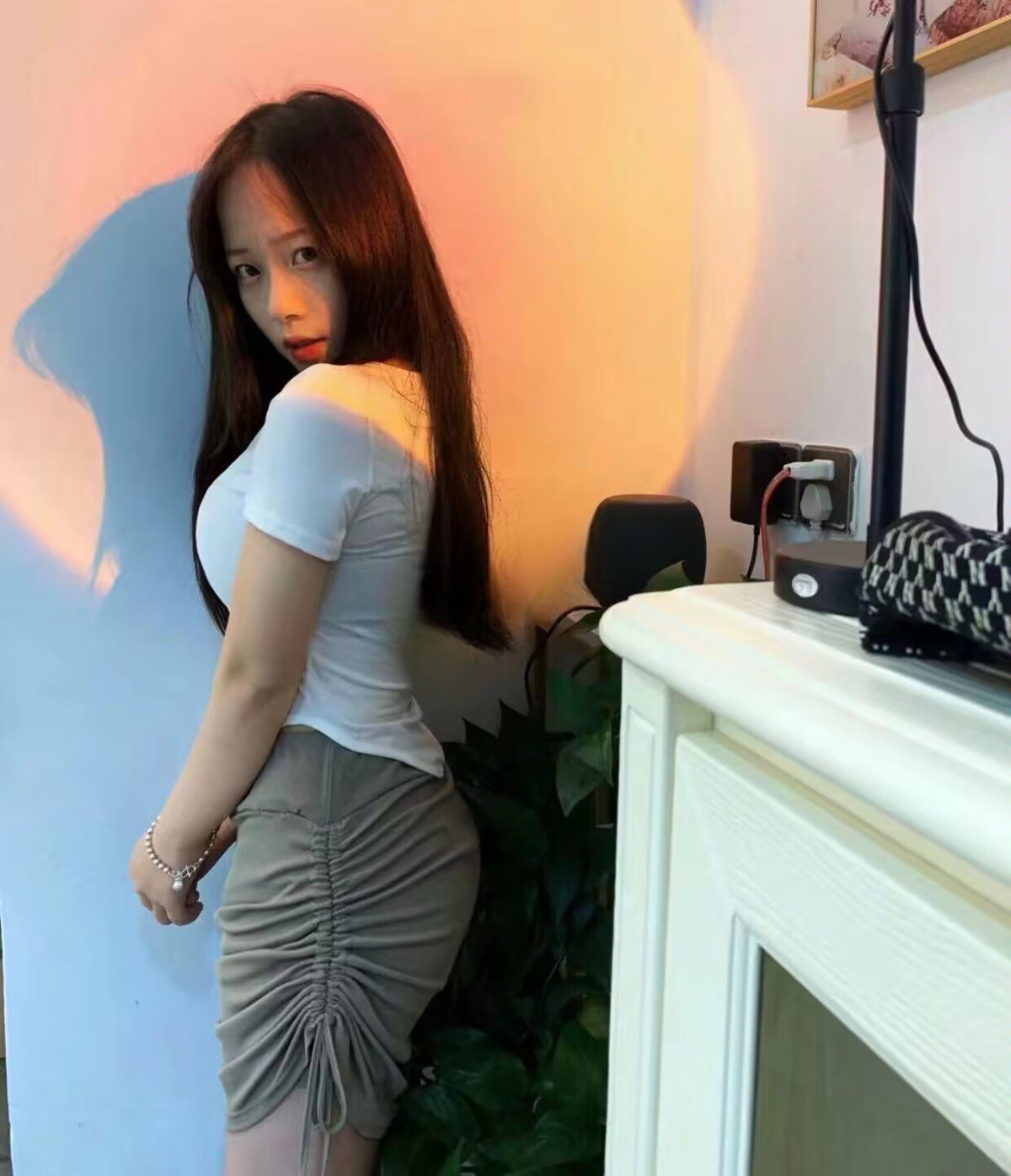 福田体验S型身材美女