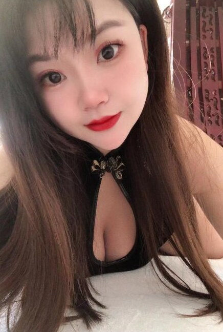 大奶妹丫丫