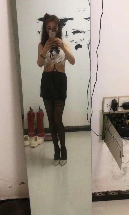 中州大道高挑美女