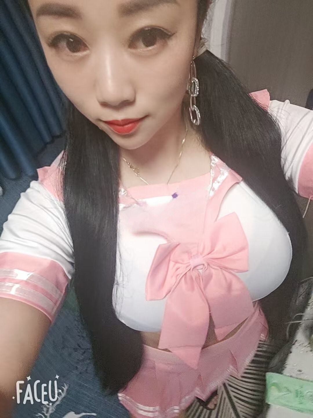 红旗河沟程程