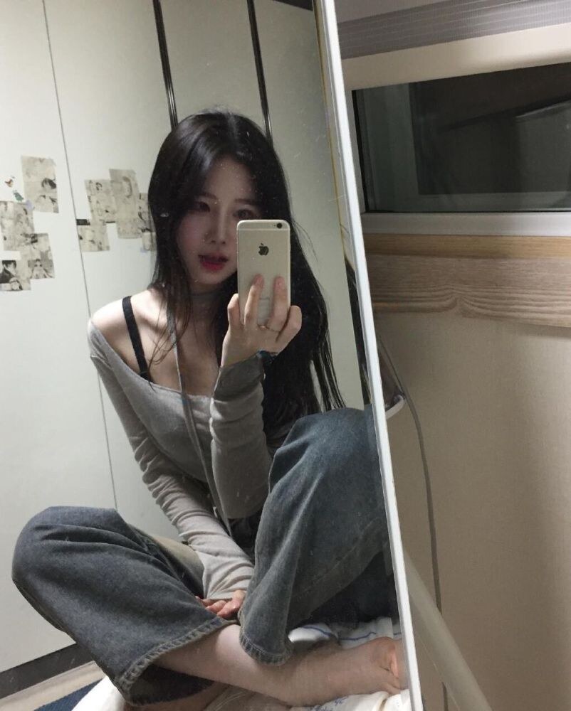 身材颜值都不错的兼职妹