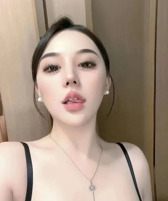 健身兼职馨馨