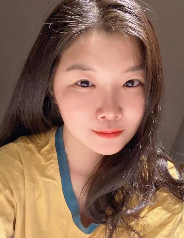 文艺范服务型少妇