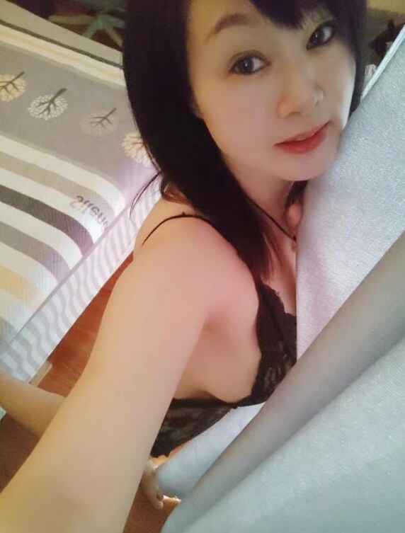 大胸熟女性价比