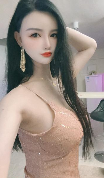 体验枚嫩模