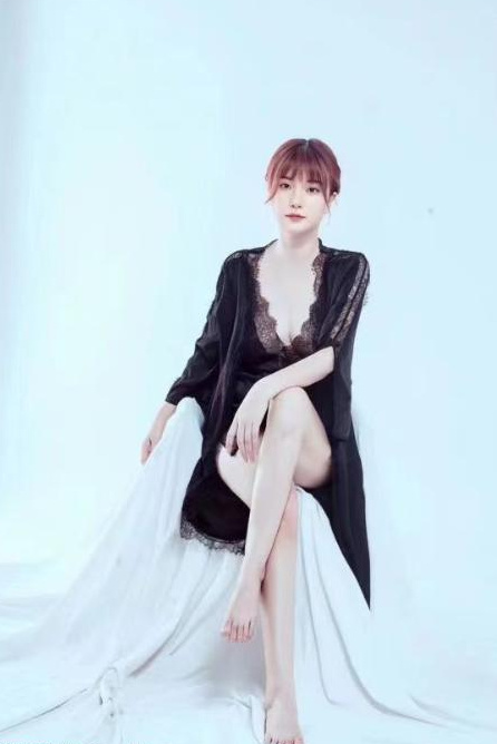 国贸长腿丝足萧萧