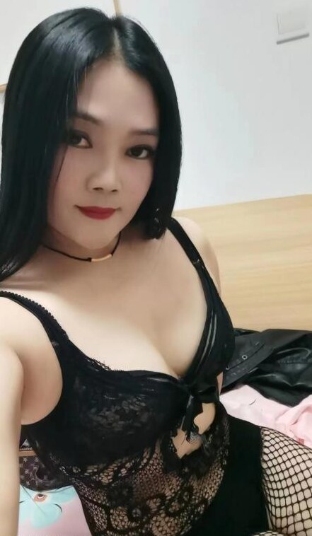 角门大奶小骚妇