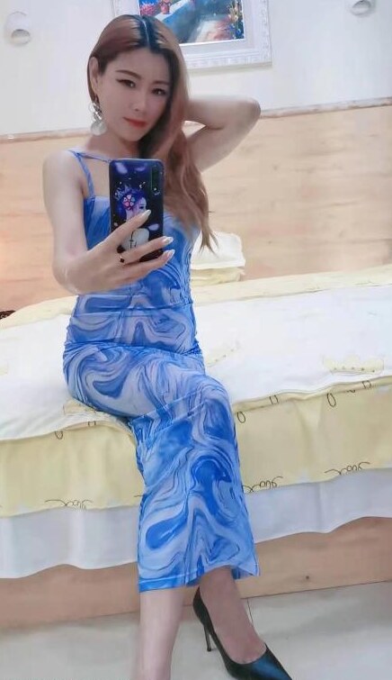 气质豹纹少妇