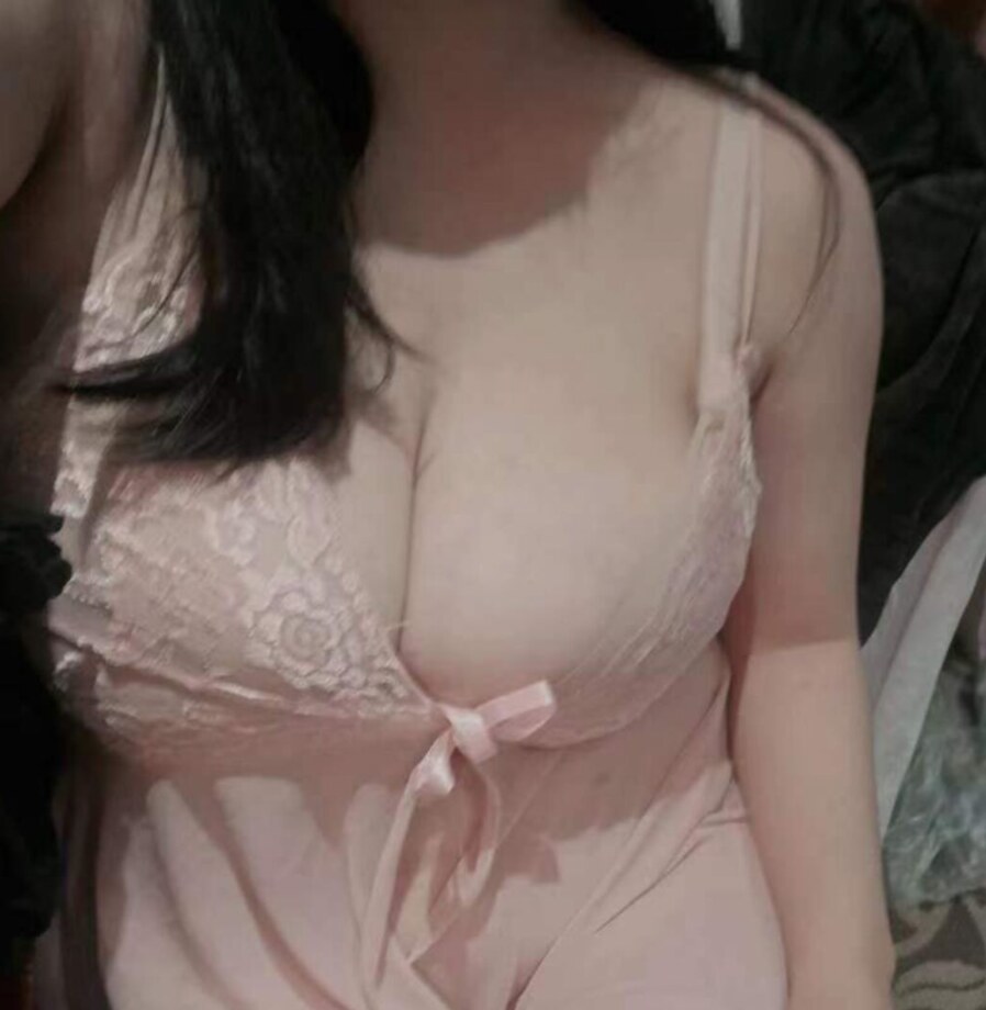 奶牛大胸F琴琴