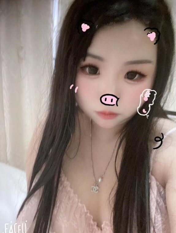 可爱小胖妹