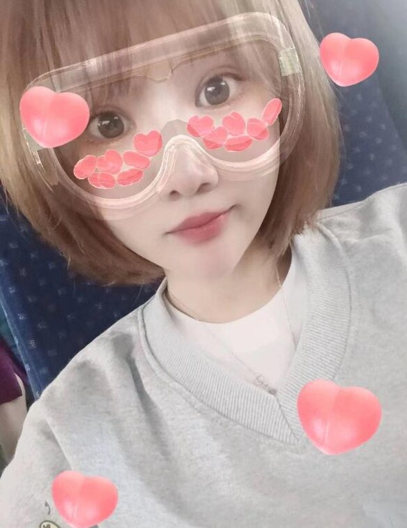 口活颜值小月亮