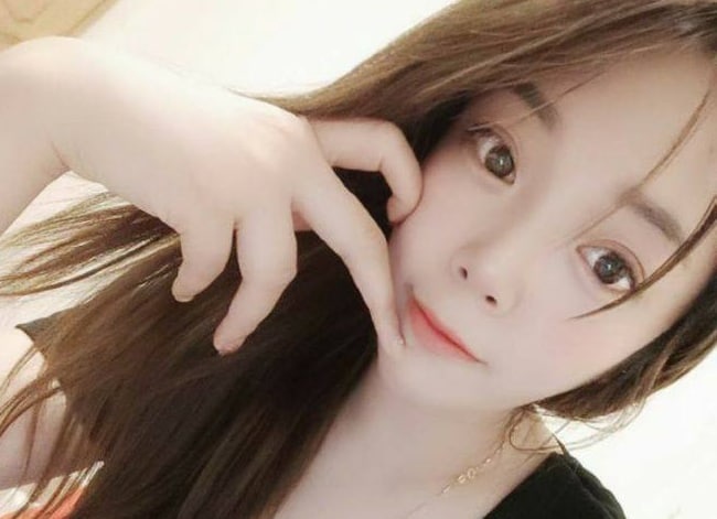 汉中22岁粉嫩小妹个人兼职