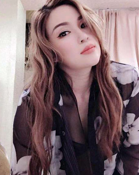 江南西巨臀少妇