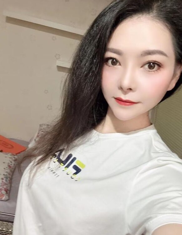 体验东南门丰满姐姐