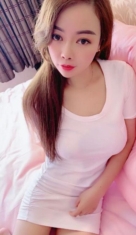武昌水岸风骚妹