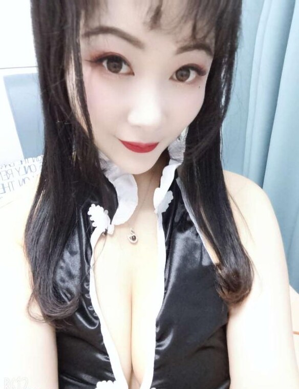 周末巧遇美娘子