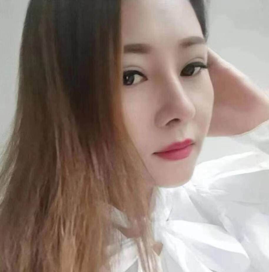 欢乐谷服务系小冉