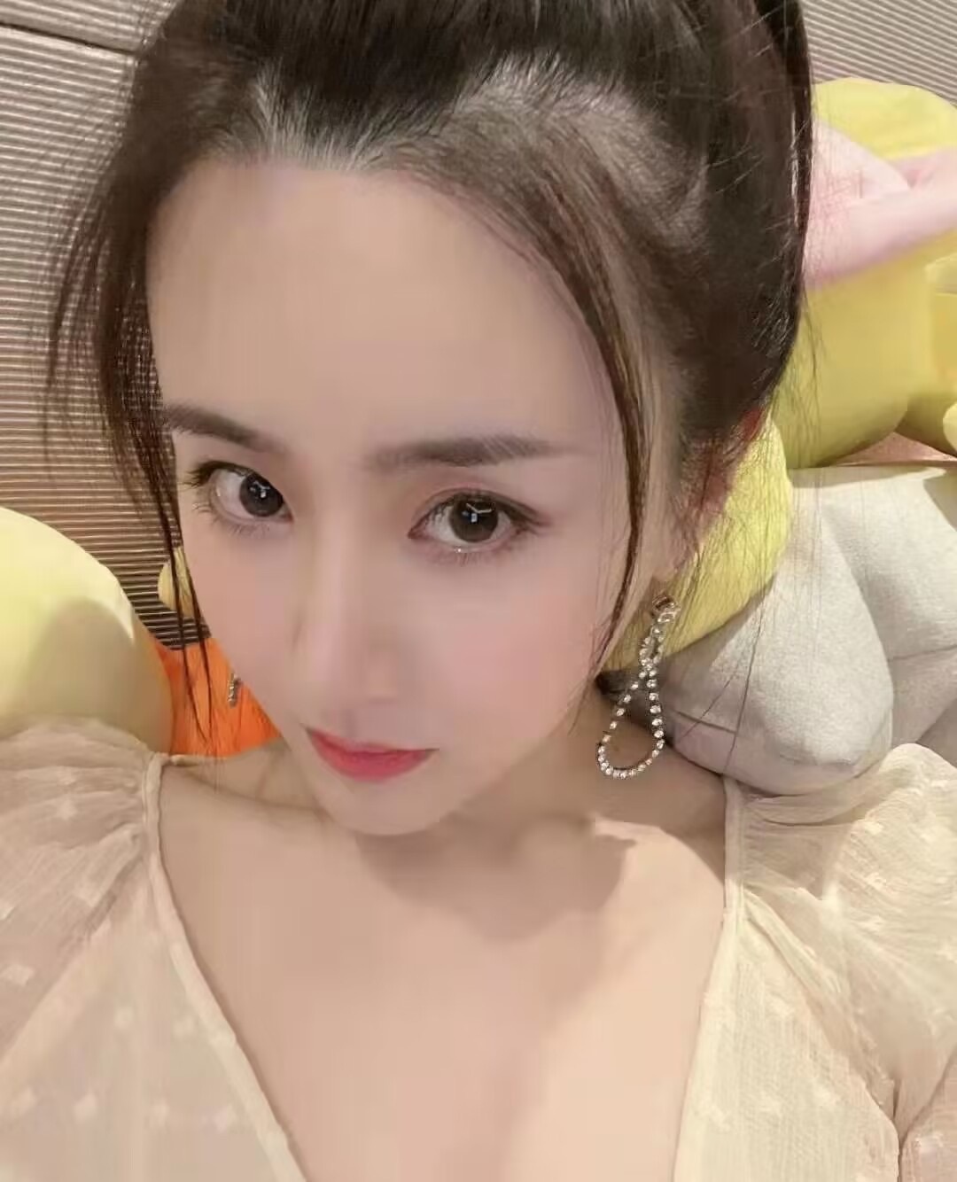 一个颜值比较高的个人兼职
