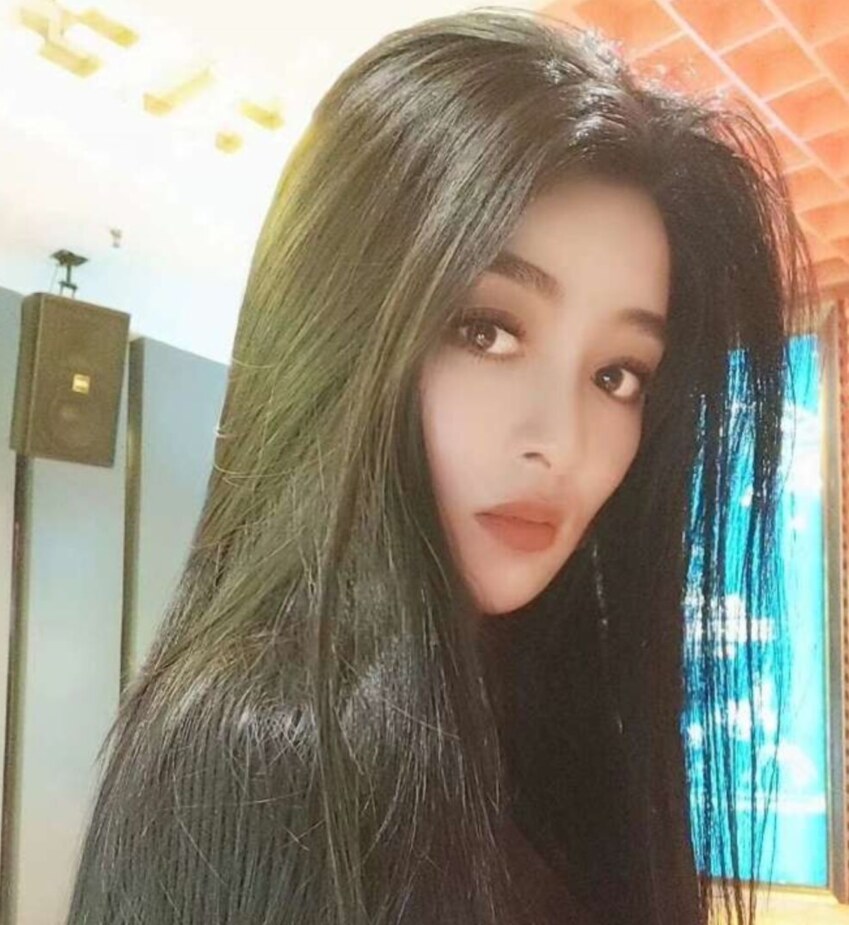 东丽新疆女