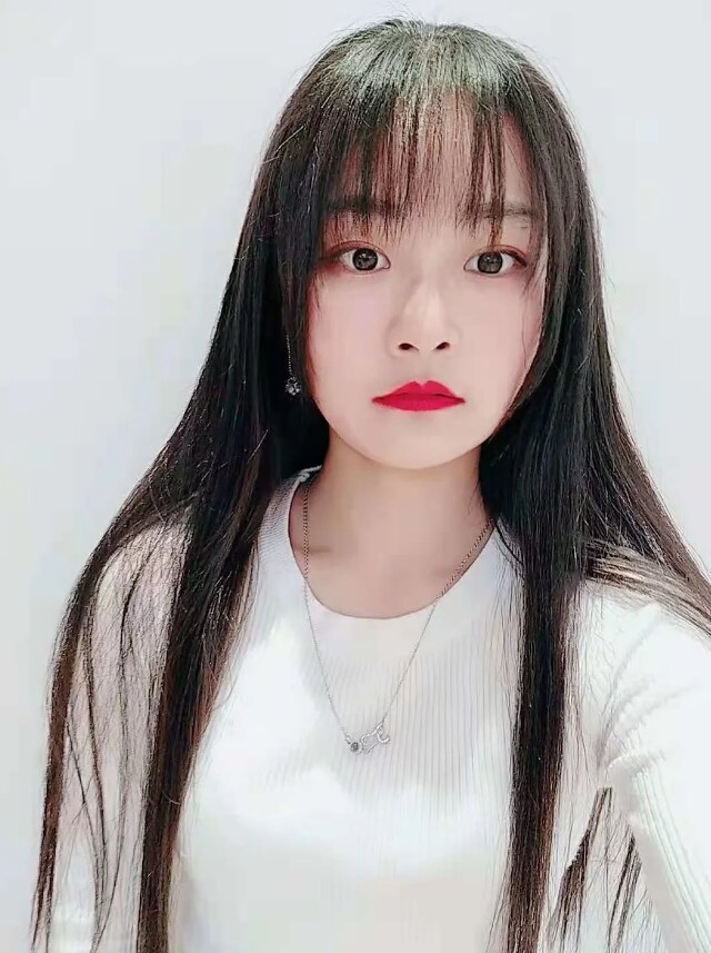 美女小嫩妹