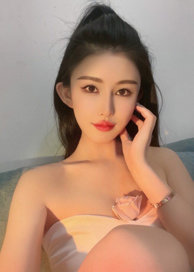 杭州模特身材七七女神