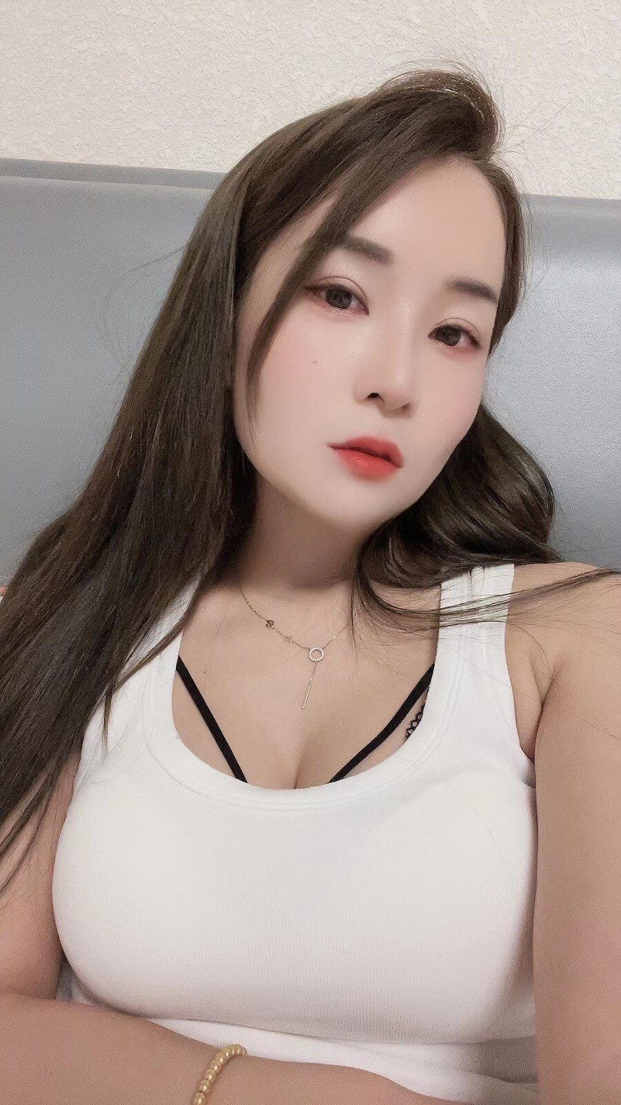 织里的一个漂亮妹子