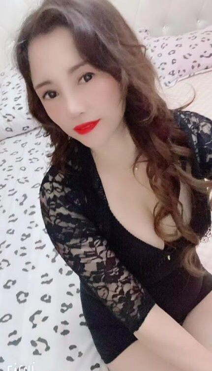 有特殊服务的熟女