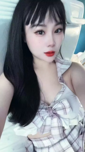 前天约到的黑丝川妹子