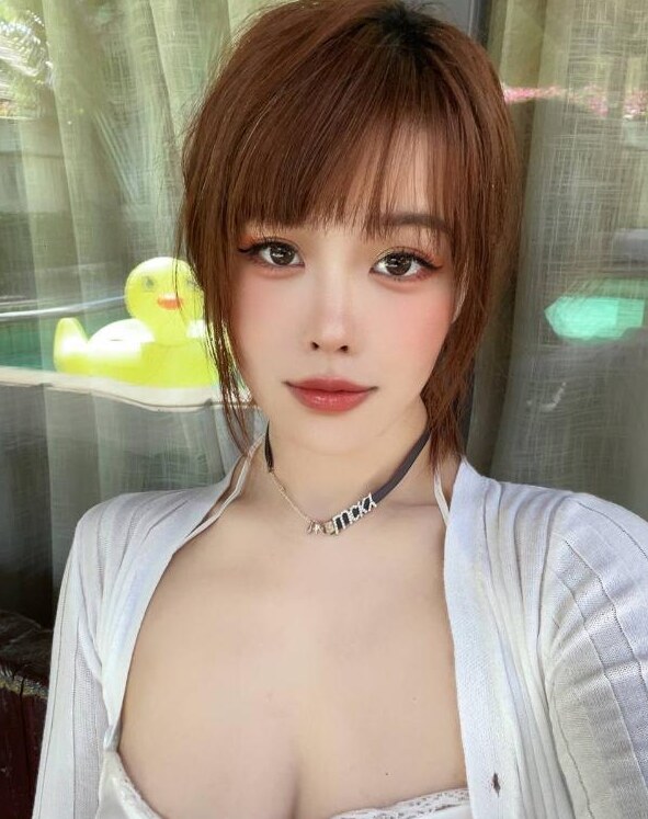 海珠高冷御姐范妹子