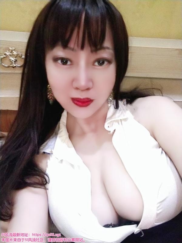 毒龙高手翘臀少妇